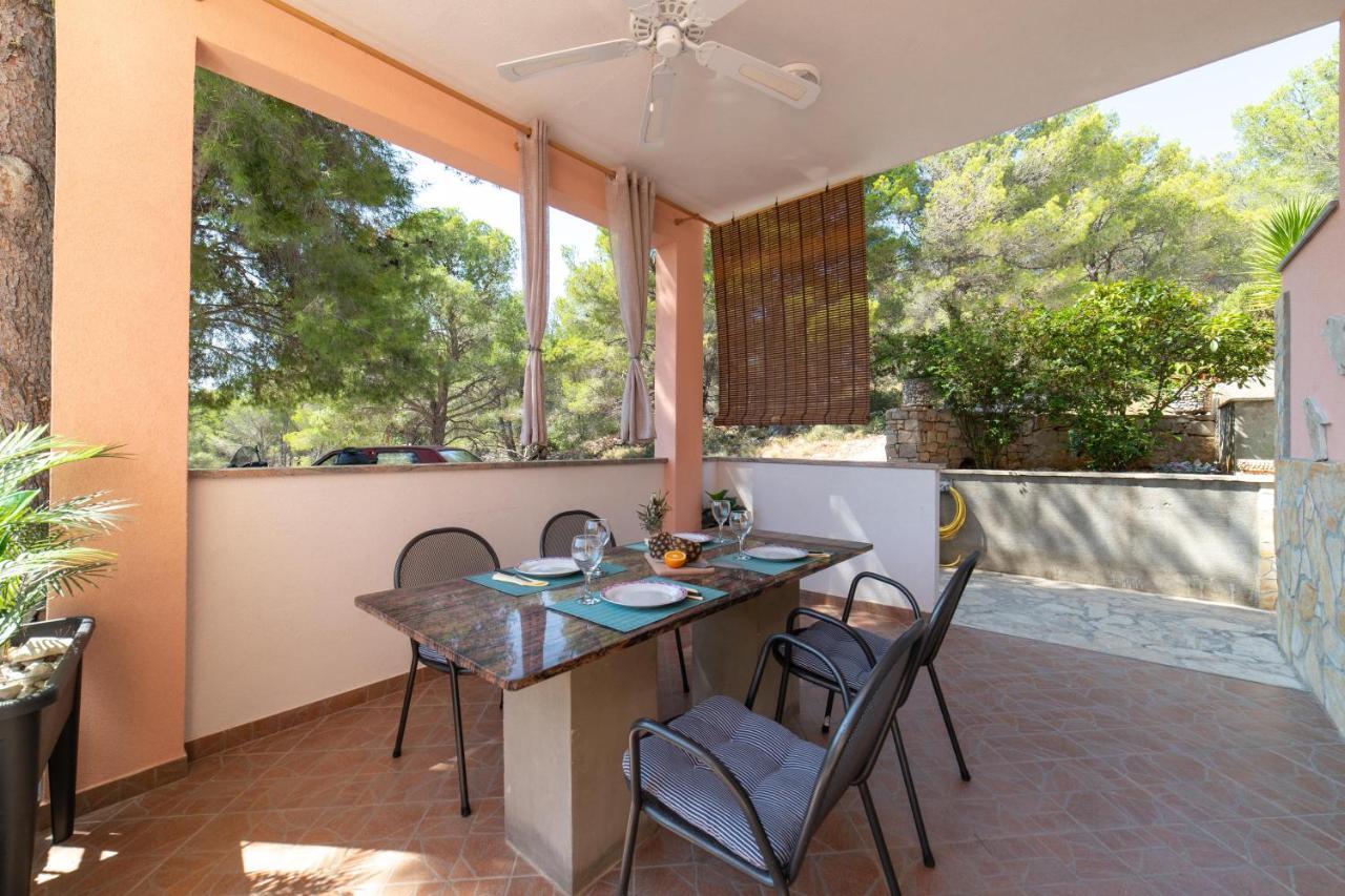 House Anka Villa Milna  Exterior photo